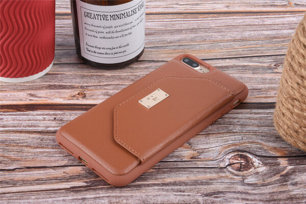 UNIQ Accessory Backcover voor iPhone 7-8 Plus - Bruin (8719273285428) UNIQ Accessory Backcover voor iPhone 7-8 Plus - Bruin (8719273285428)