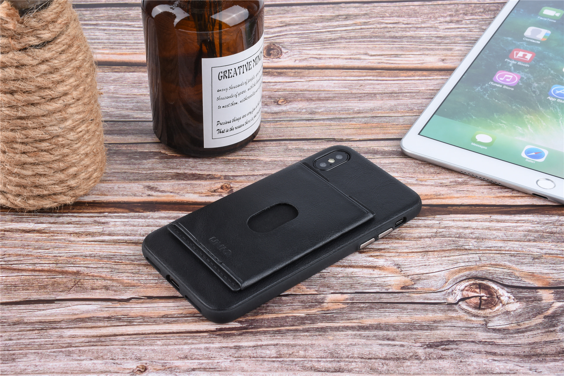 Backcover voor iPhone X-Xs - Zwart (8719273283783), foto 3 van 6