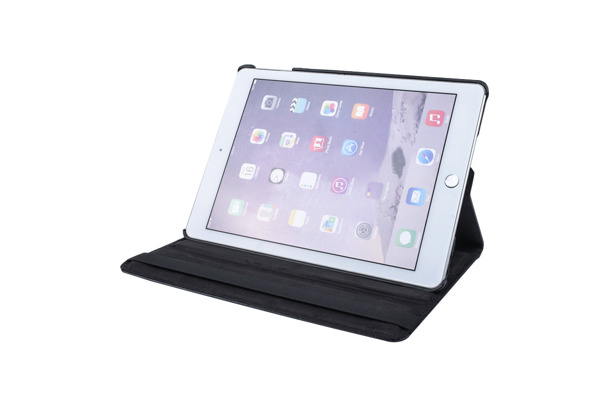 Apple iPad 9.7 (2018) Zwart Smart Case - Book Case Tablethoes, foto 4 van 6