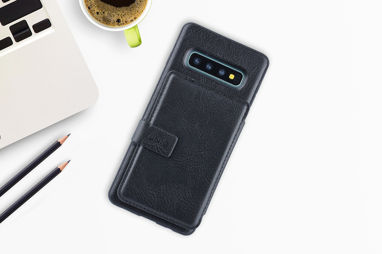 UNIQ Accessory UNIQ Accessory Galaxy S10 Kunstleer Backcover hoesje met clip pasjeshouder - Zwart UNIQ Accessory UNIQ Accessory Galaxy S10 Kunstleer Backcover hoesje met clip pasjeshouder - Zwart