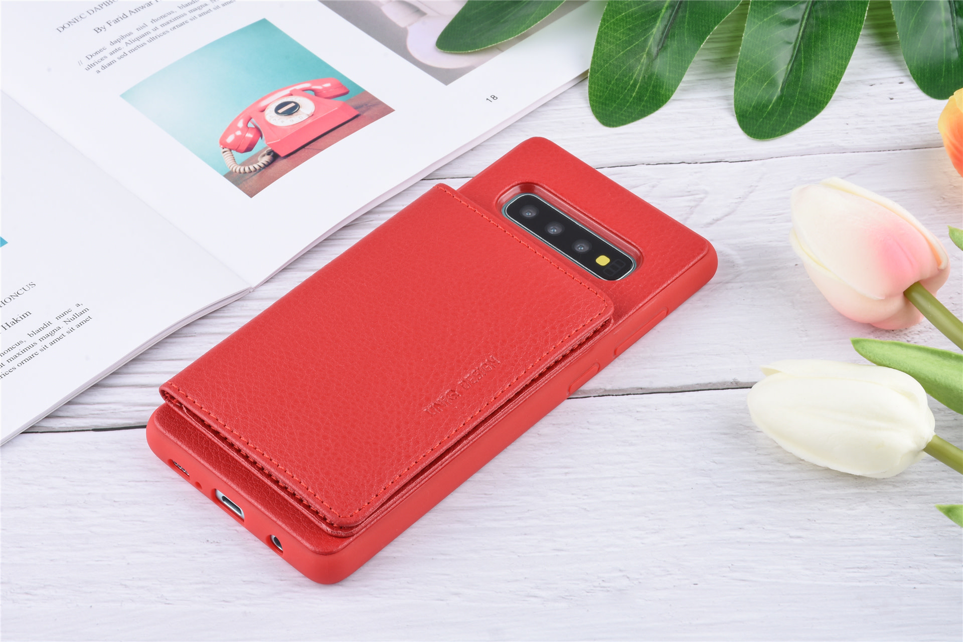 UNIQ Accessory UNIQ Accessory Galaxy S10 Plus Kunstleer Backcover hoesje - Rood, foto 4 van 6