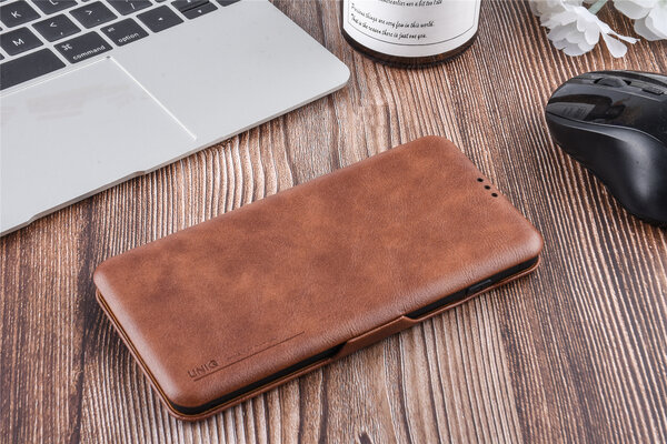 UNIQ Accessory UNIQ Accessory Bruin hoesje Galaxy S10 Plus - Luxe Book Case UNIQ Accessory UNIQ Accessory Bruin hoesje Galaxy S10 Plus - Luxe Book Case