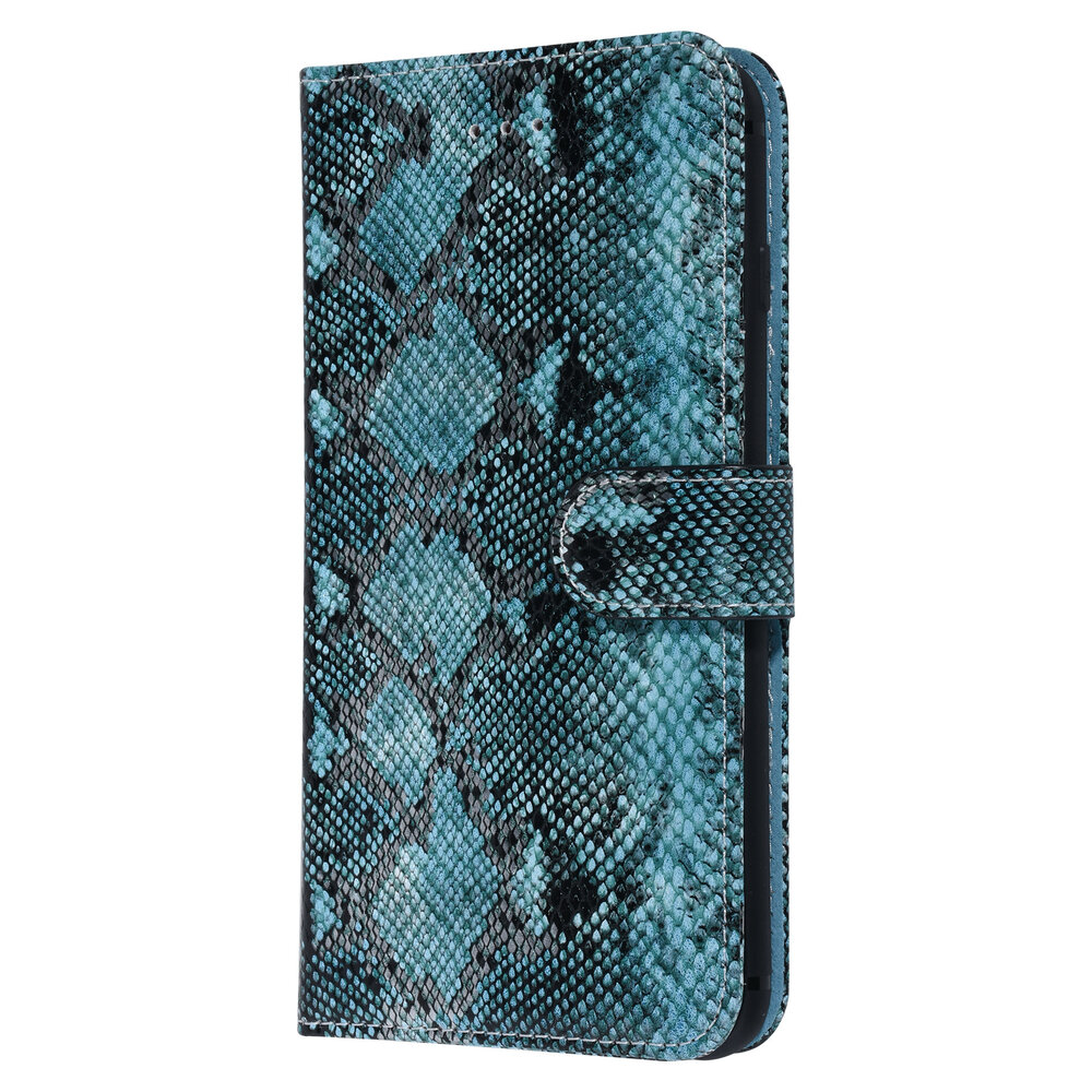 UNIQ Accessory UNIQ Accessory Apple iPhone 7-8 Plus Black and Green Snakeskin Book type case UNIQ Accessory UNIQ Accessory Apple iPhone 7-8 Plus Black and Green Snakeskin Book type case