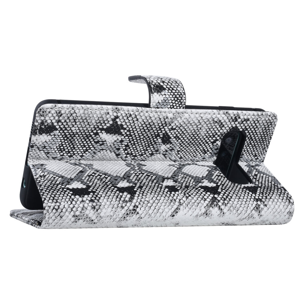UNIQ Accessory UNIQ Accessory Zwart en Wit Slangenleer hoesje voor Galaxy S10 Plus- Book Case UNIQ Accessory UNIQ Accessory Zwart en Wit Slangenleer hoesje voor Galaxy S10 Plus- Book Case