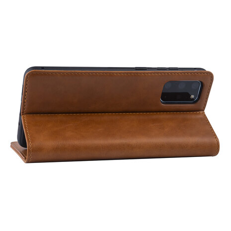 UNIQ Accessory Bruin hoesje Samsung Galaxy S20 Plus - Book Case - PU leather UNIQ Accessory Bruin hoesje Samsung Galaxy S20 Plus - Book Case - PU leather