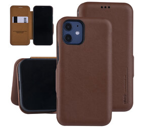 UNIQ Accessory Apple iPhone 12 Mini Marron Book type housse - Titulaire de la carte UNIQ Accessory Apple iPhone 12 Mini Marron Book type housse - Titulaire de la carte