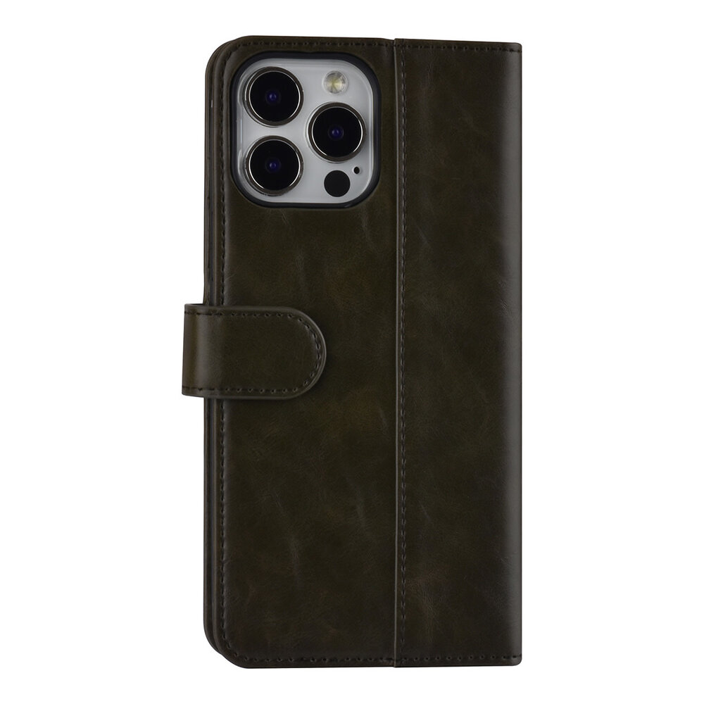 UNIQ Accessory UNIQ Accessory Book type housse iPhone 13 Pro Max - Porte-cartes - Fermeture magnétique - Vert foncé UNIQ Accessory UNIQ Accessory Book type housse iPhone 13 Pro Max - Porte-cartes - Fermeture magnétique - Vert foncé