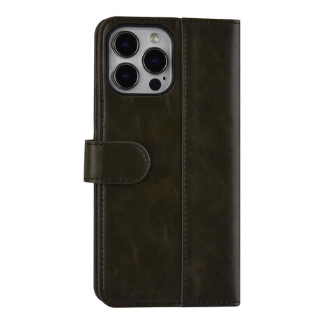 UNIQ Accessory UNIQ Accessory Book type housse iPhone 13 Pro Max - Porte-cartes - Fermeture magnétique - Vert foncé UNIQ Accessory UNIQ Accessory Book type housse iPhone 13 Pro Max - Porte-cartes - Fermeture magnétique - Vert foncé