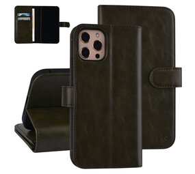 UNIQ Accessory UNIQ Accessory iPhone 12 Pro Max Leren Book Case hoesje - DonkerGroen - Pasjeshouder voor 9 pasjes - Magneetsluiting UNIQ Accessory UNIQ Accessory iPhone 12 Pro Max Leren Book Case hoesje - DonkerGroen - Pasjeshouder voor 9 pasjes - Magneetsluiting