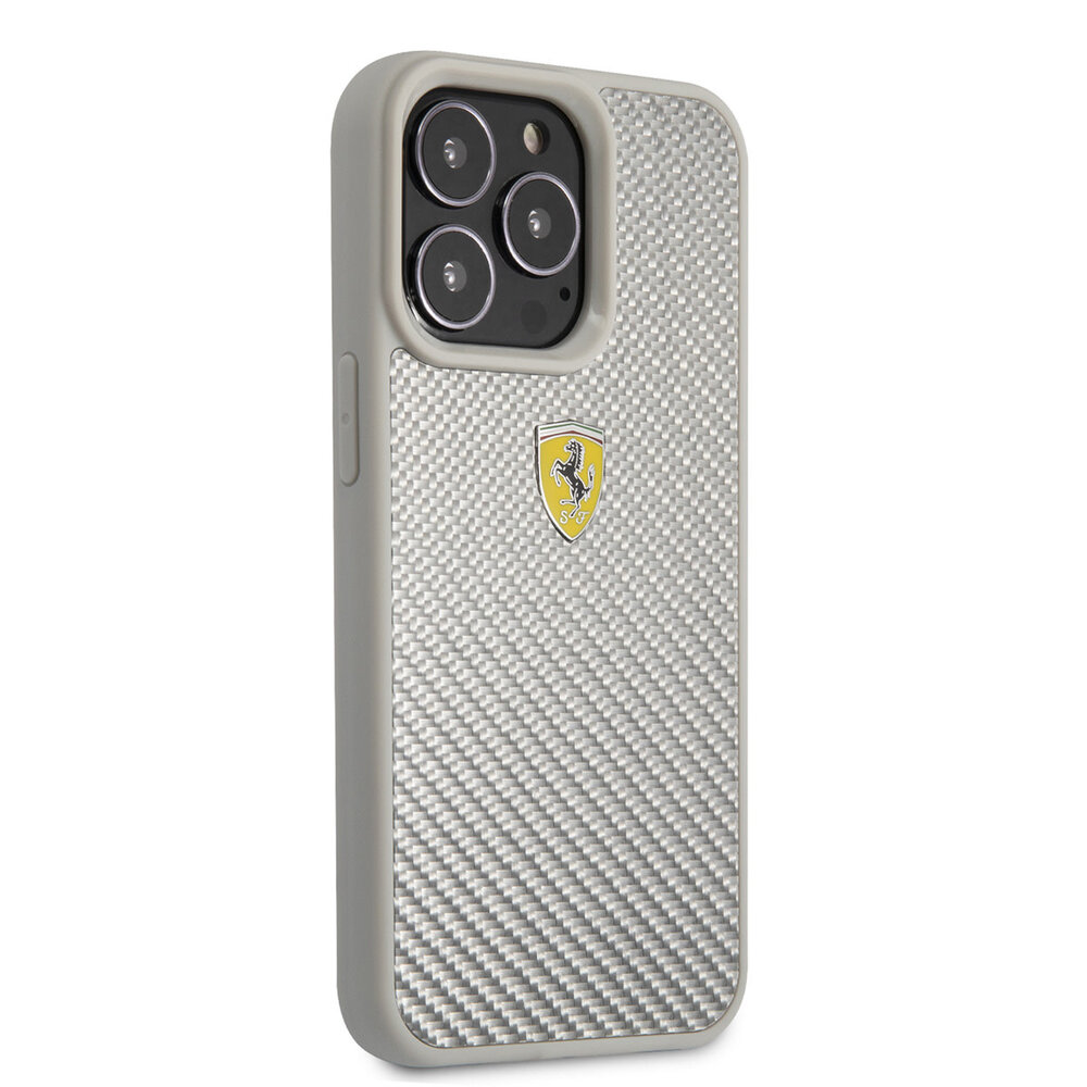 Ferrari Ferrari iPhone 13 Pro Hardcase Backcover hoesje - Metal Logo - Zilver Ferrari Ferrari iPhone 13 Pro Hardcase Backcover hoesje - Metal Logo - Zilver