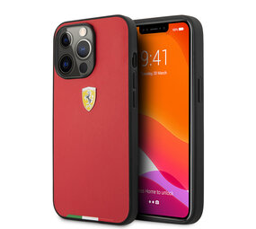 Ferrari Ferrari iPhone 13 Pro Hardcase Backcover - Italy Flag Line Red - Red Ferrari Ferrari iPhone 13 Pro Hardcase Backcover - Italy Flag Line Red - Red