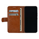 UNIQ Accessory UNIQ Accessory Étui Samsung Galaxy S22 Book type housse - Porte-cartes pour 3 cartes - Fermeture magnétique - Marron UNIQ Accessory UNIQ Accessory Étui Samsung Galaxy S22 Book type housse - Porte-cartes pour 3 cartes - Fermeture magnétique - Marron