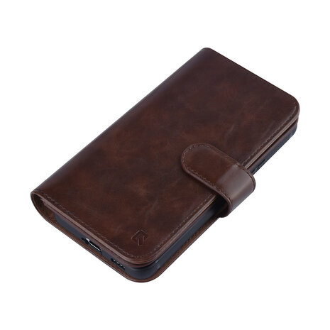 UNIQ Accessory UNIQ Accessory Samsung Galaxy S22 Book type case - Card holder for 9 cards - Magnetic closure - Dark Brown UNIQ Accessory UNIQ Accessory Samsung Galaxy S22 Book type case - Card holder for 9 cards - Magnetic closure - Dark Brown