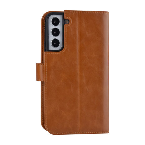 UNIQ Accessory UNIQ Accessory Samsung Galaxy S22 Plus Book Case hoesje - Pasjeshouder voor 9 pasjes - Magneetsluiting - Bruin UNIQ Accessory UNIQ Accessory Samsung Galaxy S22 Plus Book Case hoesje - Pasjeshouder voor 9 pasjes - Magneetsluiting - Bruin