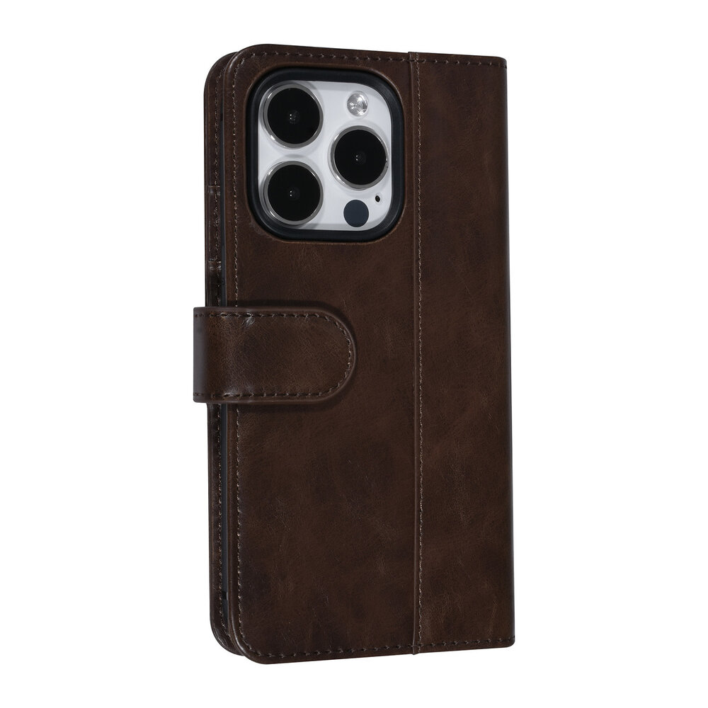 UNIQ Accessory UNIQ AccessoryiPhone 14 Pro Marron foncé Porte-cartes Booktype pour 3 cartes - Fermeture magnétique UNIQ Accessory UNIQ AccessoryiPhone 14 Pro Marron foncé Porte-cartes Booktype pour 3 cartes - Fermeture magnétique