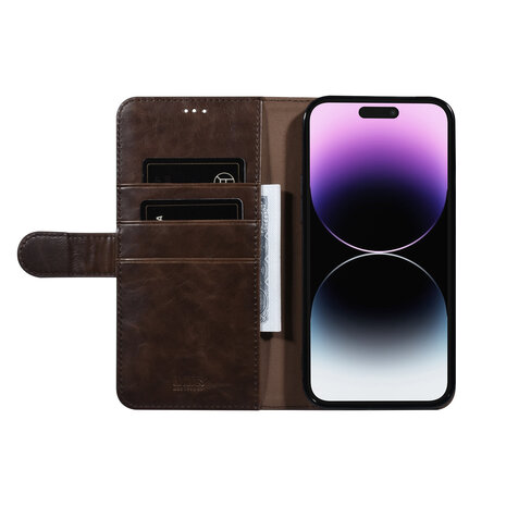 UNIQ Accessory UNIQ Accessory iPhone 14 Pro Max - Dunkelbraun Booktype Kartenhalter für 3 Karten - Magnetverschluss UNIQ Accessory UNIQ Accessory iPhone 14 Pro Max - Dunkelbraun Booktype Kartenhalter für 3 Karten - Magnetverschluss
