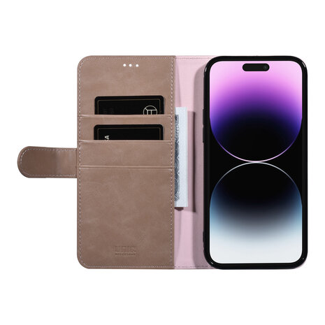 UNIQ Accessory UNIQ AccessoryiPhone 14 Pro Max Rose Porte-cartes Booktype pour 3 cartes - Fermeture magnétique UNIQ Accessory UNIQ AccessoryiPhone 14 Pro Max Rose Porte-cartes Booktype pour 3 cartes - Fermeture magnétique