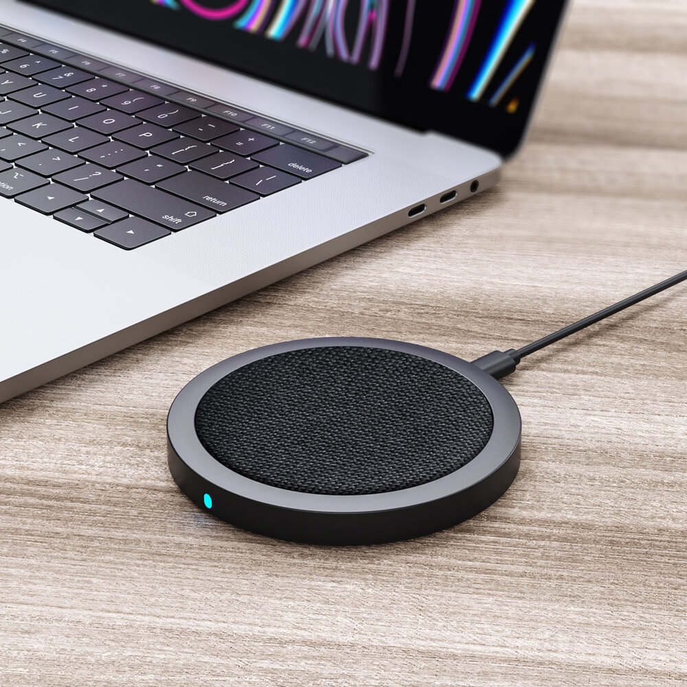 UNIQ Accessory Chargeur sans fil 15W UNIQ Accessory 2A avec USB-C - Noir UNIQ Accessory Chargeur sans fil 15W UNIQ Accessory 2A avec USB-C - Noir