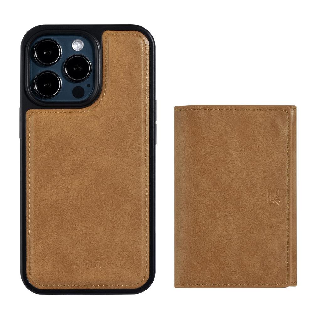 UNIQ Accessory UNIQ Accessory iPhone 13 Pro Hardcase Backcover - with removable card holder - Light Brown UNIQ Accessory UNIQ Accessory iPhone 13 Pro Hardcase Backcover - with removable card holder - Light Brown