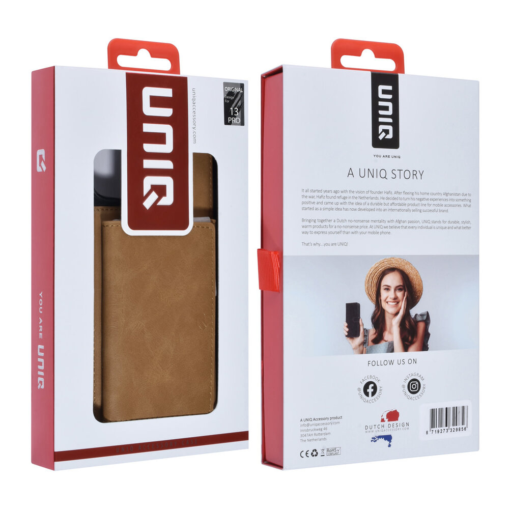 UNIQ Accessory UNIQ Accessory iPhone 13 Pro Hardcase Backcover - with removable card holder - Light Brown UNIQ Accessory UNIQ Accessory iPhone 13 Pro Hardcase Backcover - with removable card holder - Light Brown