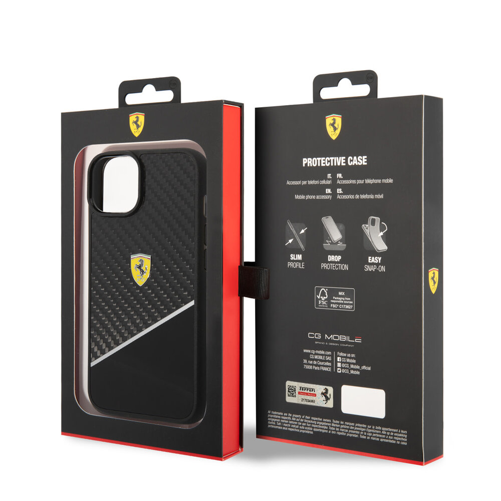 Ferrari Ferrari coque arriere rigide pour iPhone 14 & 15 Plus - Carbon - Stripe - Noir Ferrari Ferrari coque arriere rigide pour iPhone 14 & 15 Plus - Carbon - Stripe - Noir