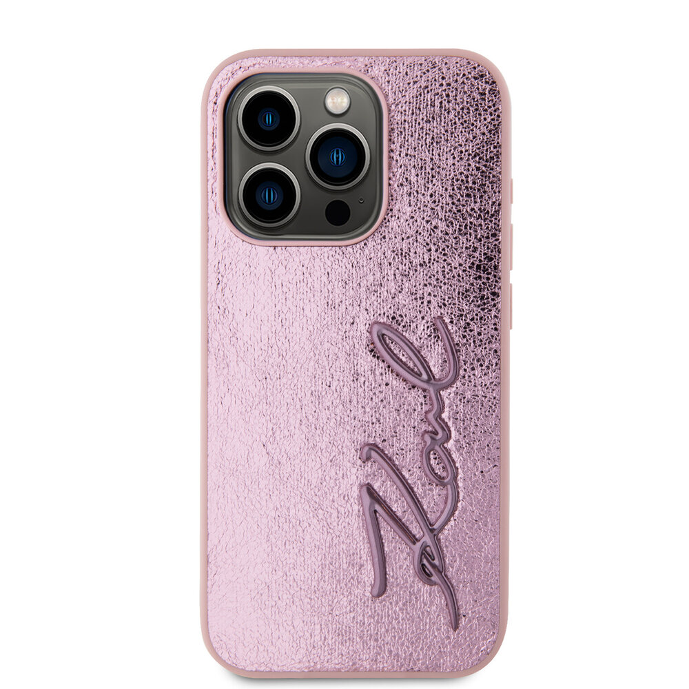 Karl Lagerfeld Karl Lagerfeld iPhone 15 Pro Backcover hoesje Wrinkled - Metal signature - Roze Karl Lagerfeld Karl Lagerfeld iPhone 15 Pro Backcover hoesje Wrinkled - Metal signature - Roze