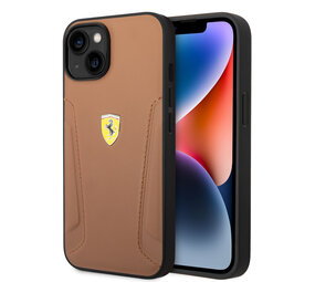 Ferrari Ferrari iPhone 14 Plus & 15 Plus Backcover hoesje - Hot Stamped Sides - Camel Ferrari Ferrari iPhone 14 Plus & 15 Plus Backcover hoesje - Hot Stamped Sides - Camel