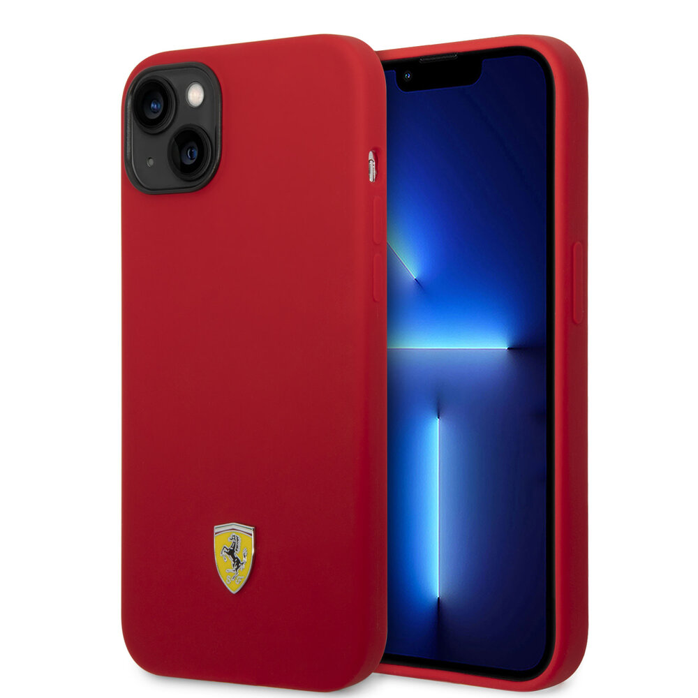 Ferrari Ferrari iPhone 14 Plus & 15 Plus Backcover hoesje - Liquid Silicone - Black Camera Outline - Rood Ferrari Ferrari iPhone 14 Plus & 15 Plus Backcover hoesje - Liquid Silicone - Black Camera Outline - Rood