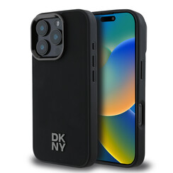 DKNY iPhone 16 Pro Max Back-Cover hul - PU Leather Stack Logo Magsafe - Schwarz