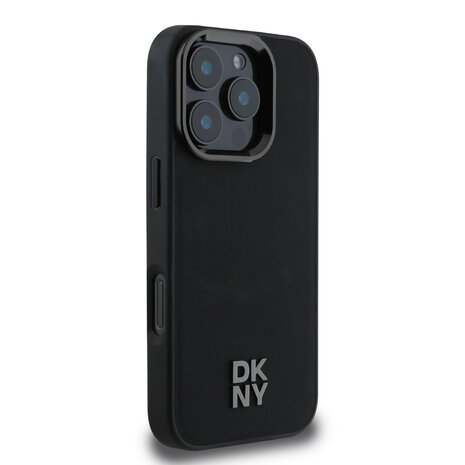 DKNY DKNY iPhone 16 Pro Back-Cover hul - PU Leather Stack Logo Magsafe - Schwarz DKNY DKNY iPhone 16 Pro Back-Cover hul - PU Leather Stack Logo Magsafe - Schwarz