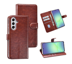 TUNIQ TUNIQ Galaxy A56 Book Case hoesje - Pasjeshouder voor 3 pasjes - Hanger - Bruin TUNIQ TUNIQ Galaxy A56 Book Case hoesje - Pasjeshouder voor 3 pasjes - Hanger - Bruin