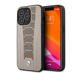 BMW BMW iPhone 13 Pro Back cover coque - Leather Signature - Perforated Deboss Line - Beige BMW BMW iPhone 13 Pro Back cover coque - Leather Signature - Perforated Deboss Line - Beige