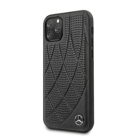 Mercedes-Benz Mercedes-Benz iPhone 11 Pro Back-Cover hul - Genuine Leather - Perforated Bow Line - Schwarz Mercedes-Benz Mercedes-Benz iPhone 11 Pro Back-Cover hul - Genuine Leather - Perforated Bow Line - Schwarz