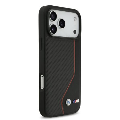 BMW BMW iPhone 17 Pro Max Backcover hoesje - PU Leather & Carbon Case With Red Line Stitch - Zwart BMW BMW iPhone 17 Pro Max Backcover hoesje - PU Leather & Carbon Case With Red Line Stitch - Zwart