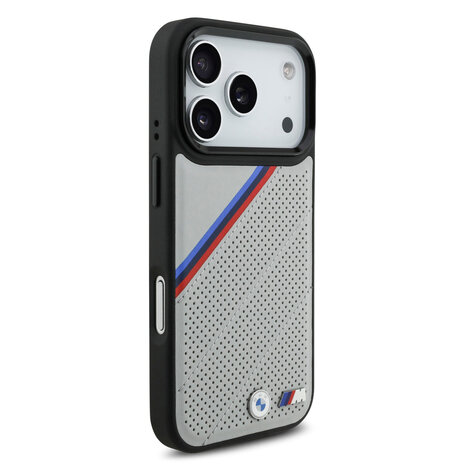 BMW BMW iPhone 17 Pro Backcover hoesje - MagSafe - PU Leather Case With Tricolor Slanted Stripes & Metal Logos - Grijs BMW BMW iPhone 17 Pro Backcover hoesje - MagSafe - PU Leather Case With Tricolor Slanted Stripes & Metal Logos - Grijs