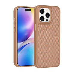 TUNIQ iPhone 15 Pro Max Back cover case - Magsafe - Carbon Fiber - Shockproof - Gold