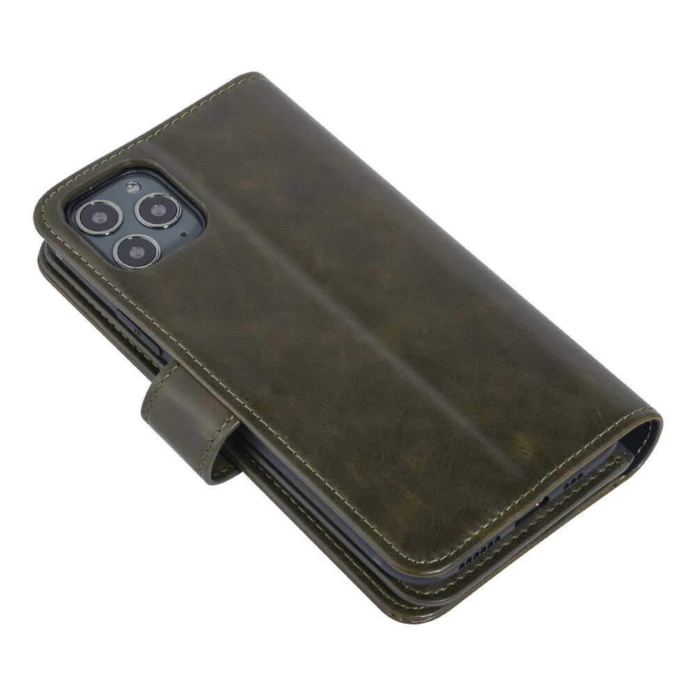 UNIQ Accessory UNIQ Accessory Book type housse iPhone 11 Pro - Porte-cartes - Fermeture magnétique - Vert foncé UNIQ Accessory UNIQ Accessory Book type housse iPhone 11 Pro - Porte-cartes - Fermeture magnétique - Vert foncé