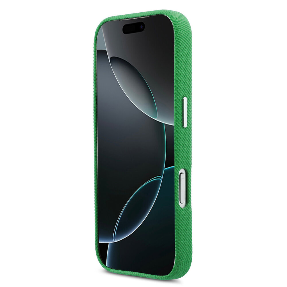 Lacoste Lacoste 17 Pro Back-Cover hul - MagSafe - Metal Edges - Iconic Petit Pique Logo - Estragon Green Lacoste Lacoste 17 Pro Back-Cover hul - MagSafe - Metal Edges - Iconic Petit Pique Logo - Estragon Green