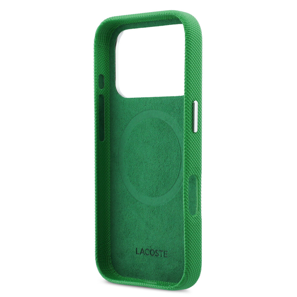 Lacoste Lacoste 17 Pro Back-Cover hul - MagSafe - Metal Edges - Iconic Petit Pique Logo - Estragon Green Lacoste Lacoste 17 Pro Back-Cover hul - MagSafe - Metal Edges - Iconic Petit Pique Logo - Estragon Green