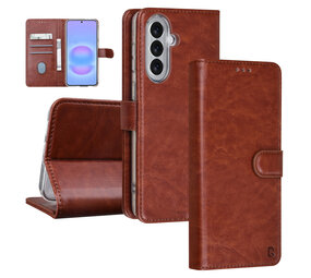 TUNIQ TUNIQ Galaxy A57 Book-Case hul - Kartenhalter für 3 Karten - Magnetverschluss - Aufhänger - Braun