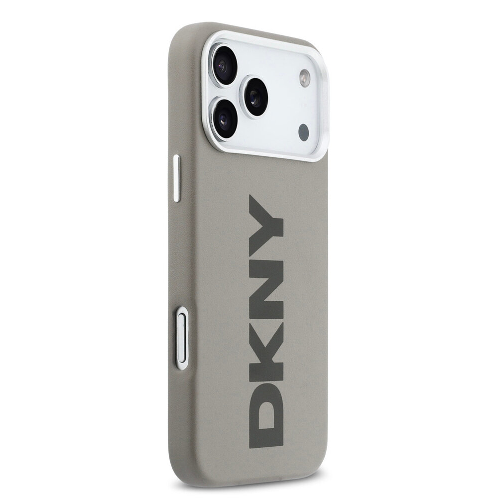 DKNY DKNY iPhone 17 Pro Max Back cover coque - MagSafe - Full Wrap With Large Vertical Logo - Beige DKNY DKNY iPhone 17 Pro Max Back cover coque - MagSafe - Full Wrap With Large Vertical Logo - Beige