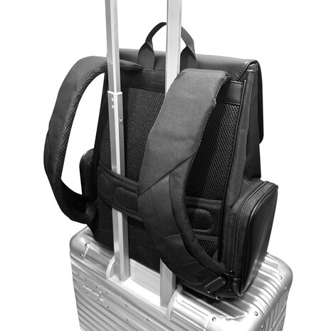 BMW BMW M Rugtas - SIG Backpack 15 Inch met Zijvakken & Metalen Logo - Zwart BMW BMW M Rugtas - SIG Backpack 15 Inch met Zijvakken & Metalen Logo - Zwart