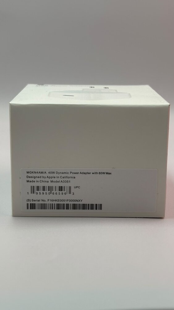 Apple Adaptateur Apple - USB-C 40W Power Adapter - Blanc Apple Adaptateur Apple - USB-C 40W Power Adapter - Blanc