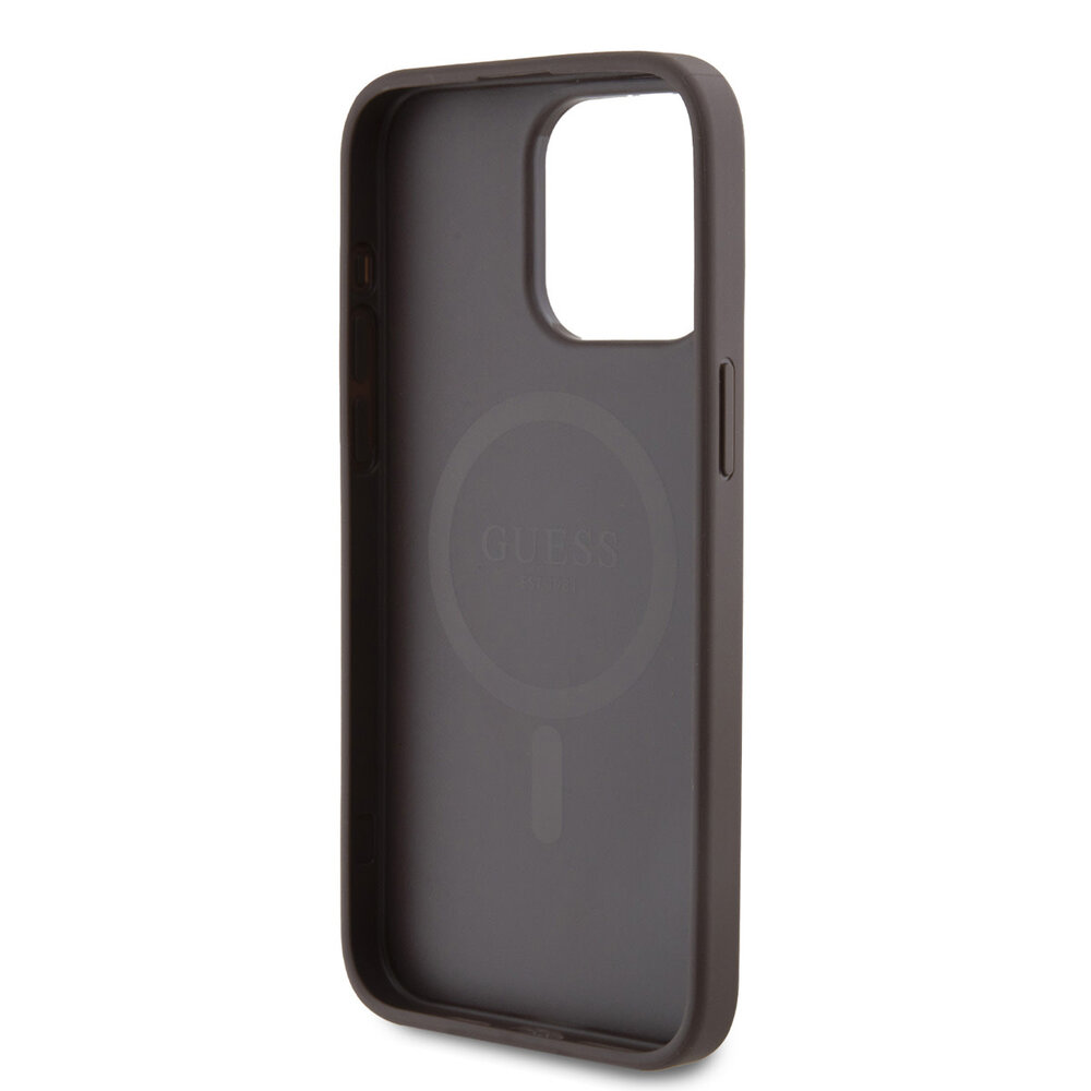 Guess Guess iPhone 15 Pro Max Back-Cover hul - HC O Magsafe PU 4G Ring Classic Logo - Braun Guess Guess iPhone 15 Pro Max Back-Cover hul - HC O Magsafe PU 4G Ring Classic Logo - Braun