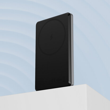 TUNIQ TUNIQ Powerstation - Wireless Powerbank - Schwarz TUNIQ TUNIQ Powerstation - Wireless Powerbank - Schwarz