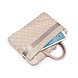 Guess Guess Laptoptas - Computer Bag 4G PU Round 4G & Classic Logos Stripe Pink 16 Inch - Roze Guess Guess Laptoptas - Computer Bag 4G PU Round 4G & Classic Logos Stripe Pink 16 Inch - Roze