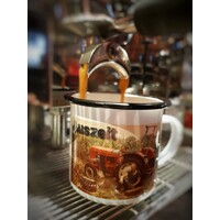 Emaillebecher ,,Treckerfahrer dürfen das!" (1)