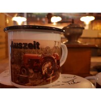 Emaillebecher ,,Treckerfahrer dürfen das!" (6)