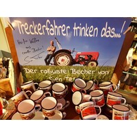 Emaillebecher ,,Treckerfahrer dürfen das!" (8)