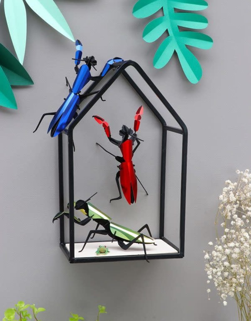 DIY DECORATION - Praying Mantis